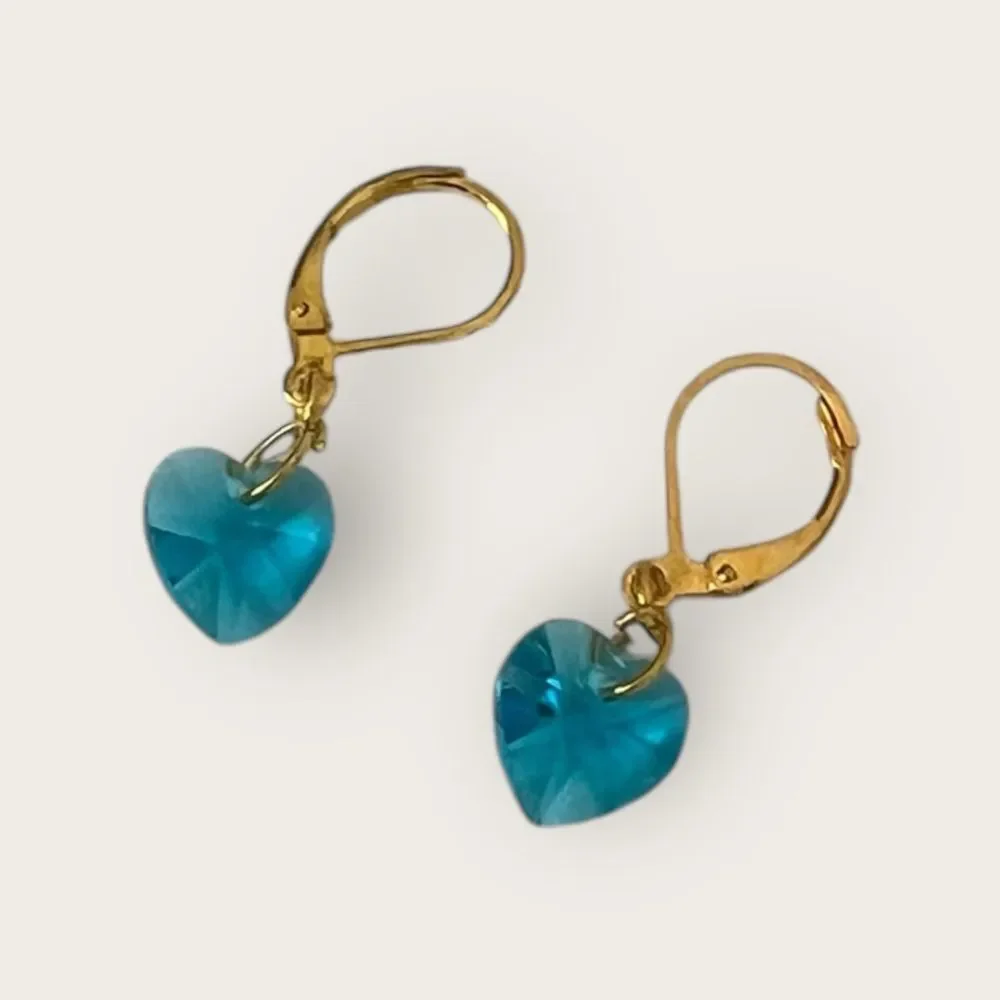 Blue Crystal heart earrings Gold plated - Picture 5 of 7